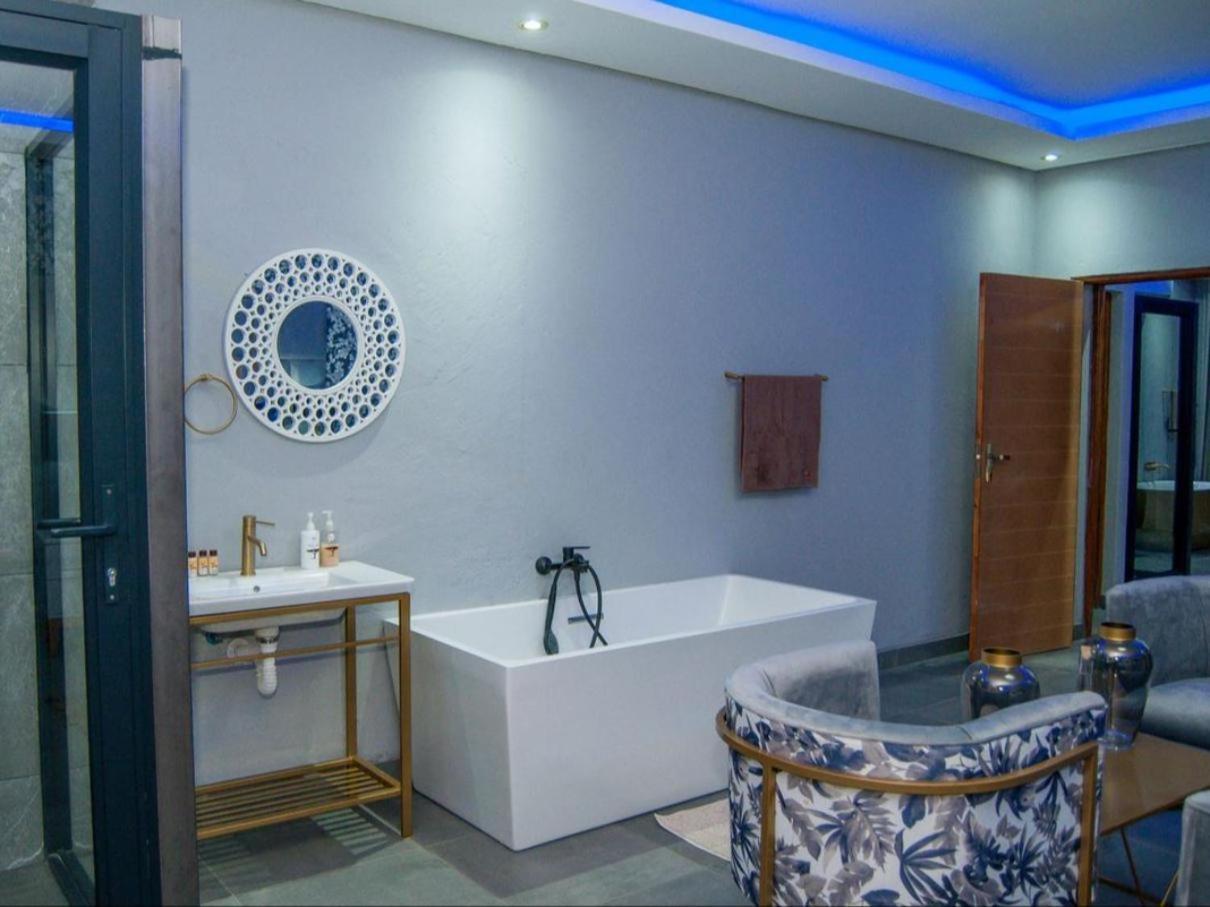 The Lux Hotel And Resorts Louis Trichardt Exterior photo